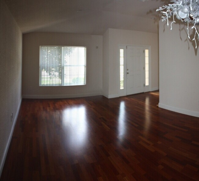 Foto del edificio - 4095 SW 51st Ct