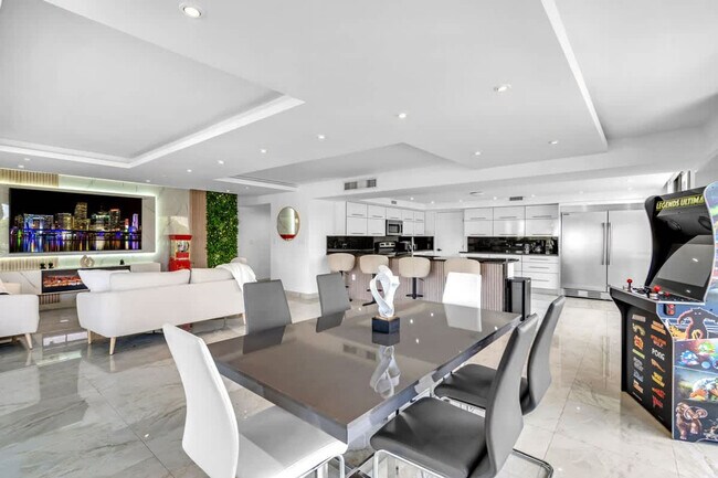 Foto del edificio - 468 Golden Isles Dr