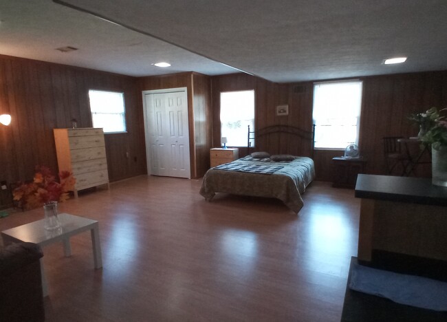 Foto del edificio - 5211 Lilburn Stone Mountain Rd SW