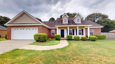 Building Photo - 414 Runway Dr