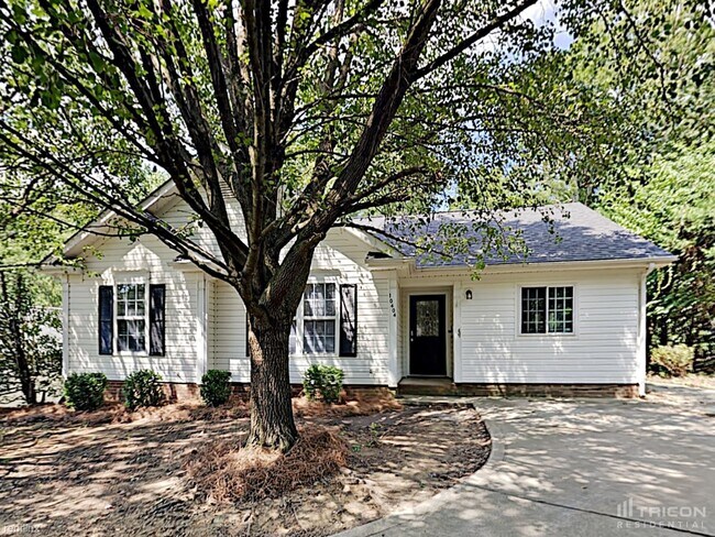Building Photo - 10404 Hyndman Ct