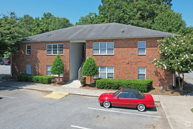 Building Photo - Reynolds Place Apartments