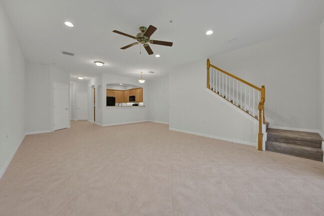 Foto del edificio - Spacious 3-Bedroom Townhome in the Prestigious Matera Community