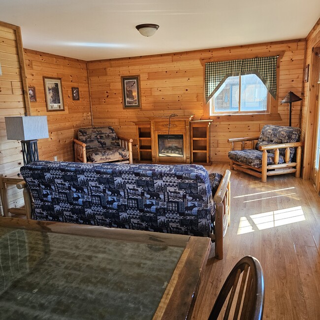 Building Photo - 457 Overlook Ct