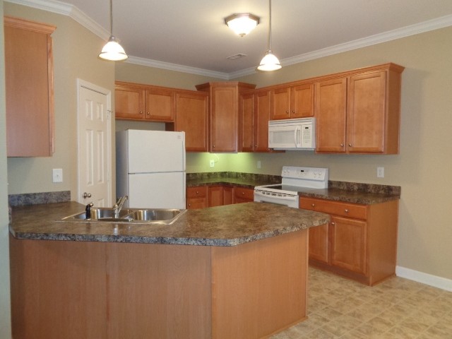 Building Photo - 117 Savo Bay