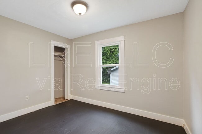 Building Photo - 1810 Fust Ave