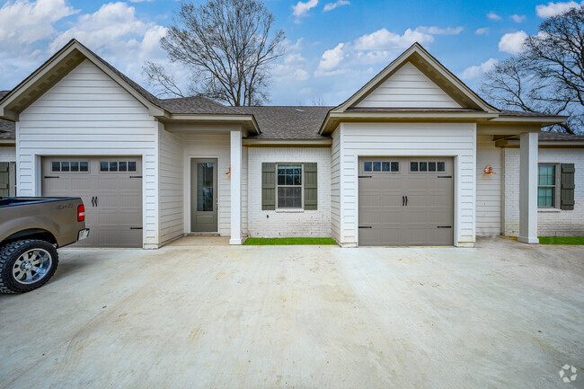 Building Photo - NorthPark Town Homes