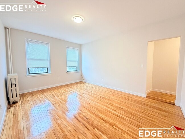 Photo - 160 Strathmore Rd Apartment