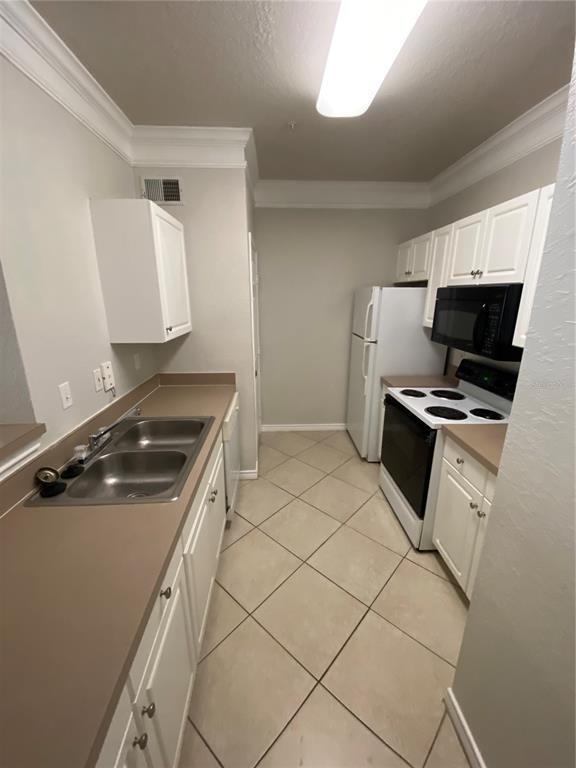 Foto del edificio - 4323 Bayside Village Dr