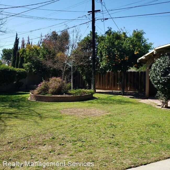 Building Photo - 3 br, 2 bath House - 2535 Drake St.