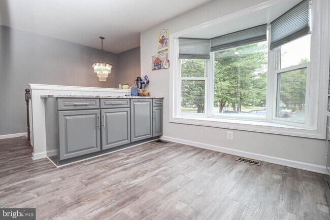 Foto del edificio - 2426 Vineyard Ln