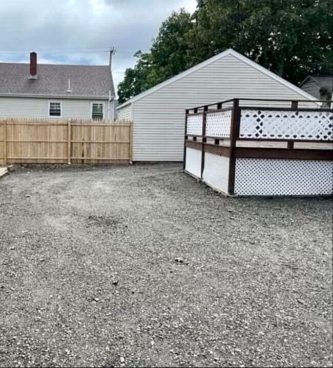 backyard/deck - 174 Main Rd
