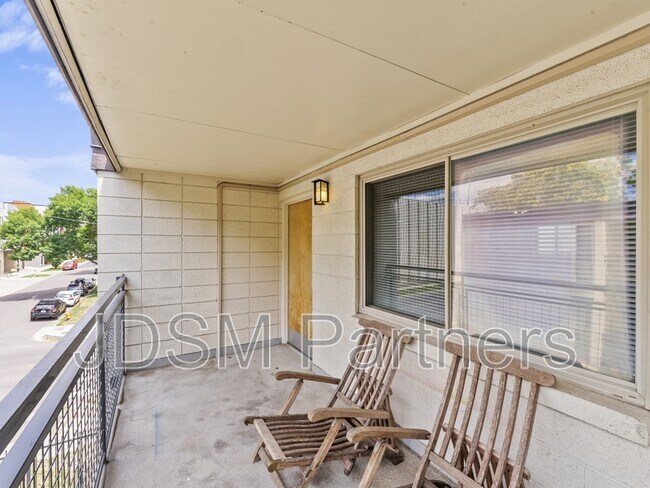 Foto del edificio - 2860 W 32nd Ave