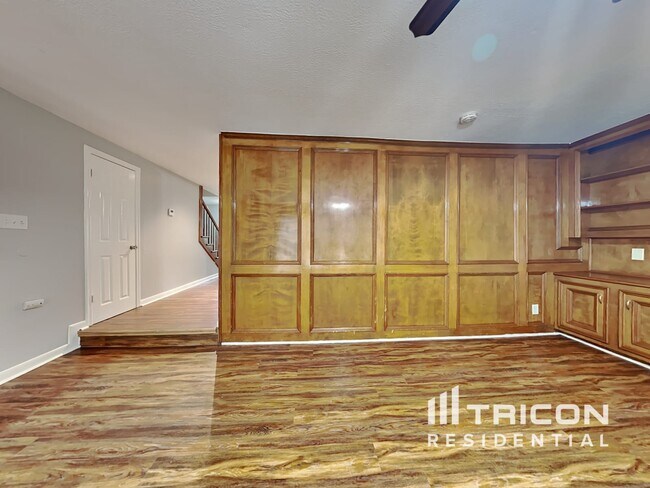 Building Photo - 7315 Rancho Mission Drive Houston TX
