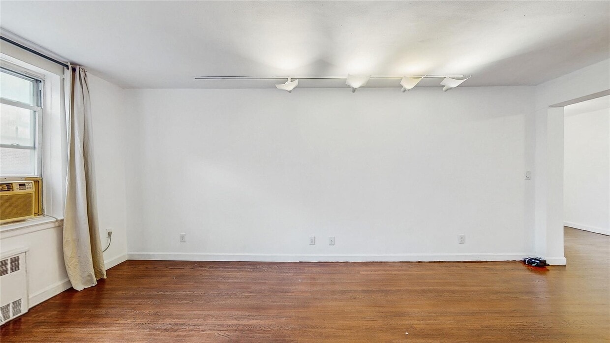 Primary Photo - 10255 67th Dr