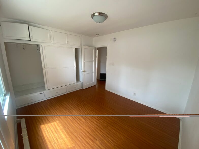 12737 Venice Blvd. Unit 12737, Los Angeles, CA 90066 - 12737