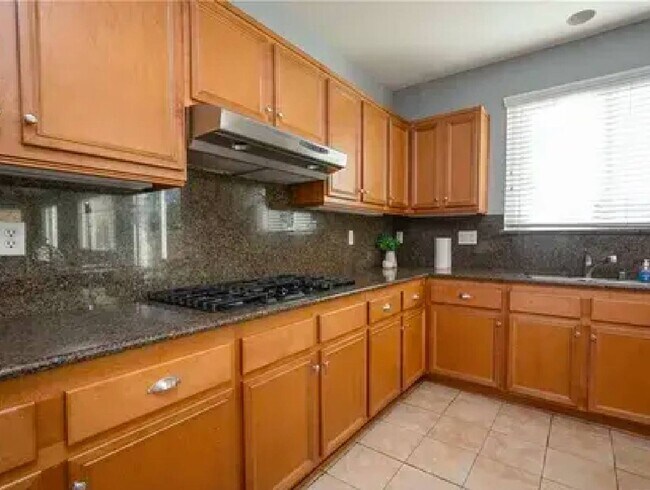 Foto del edificio - 41018 Crimson Pillar Ln