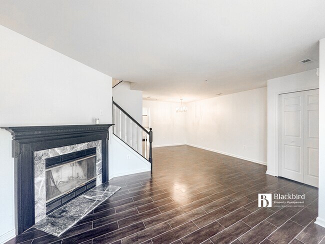 Foto del edificio - 2449 Sagewood Ct