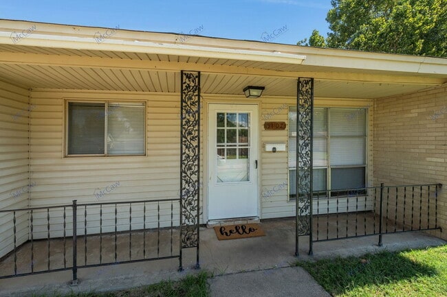 Building Photo - 5107 Parklane Dr