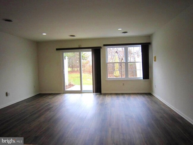 Building Photo - 2310 Orchard Hill Cir