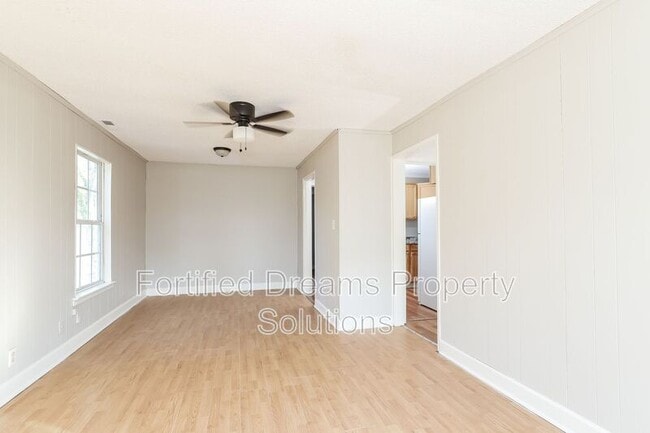 Building Photo - 3614 Yale Ave
