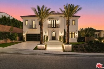 Building Photo - 20448 Liverpool Way