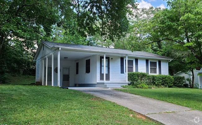 Building Photo - 320 Leatherwood Dr