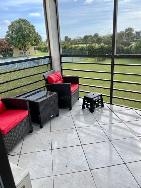 Foto del edificio - 9300 SW 8th St