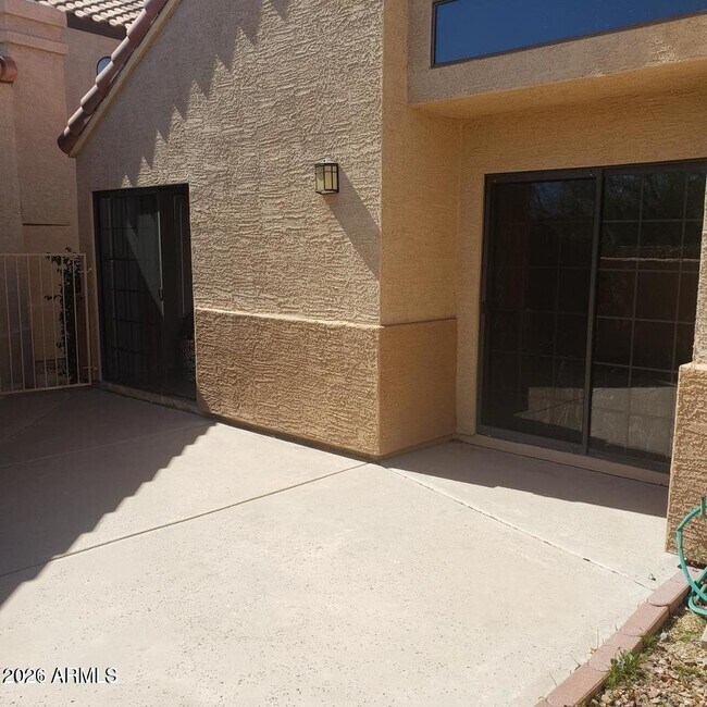 Foto del edificio - 23875 N 75th Pl