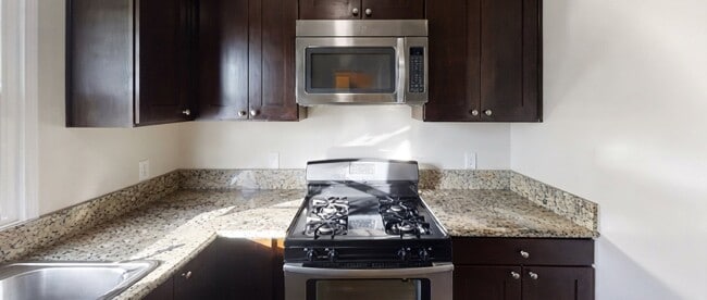 Foto del edificio - 1312 E Brockton Ave