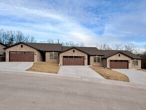 Building Photo - 1517 St Marias St