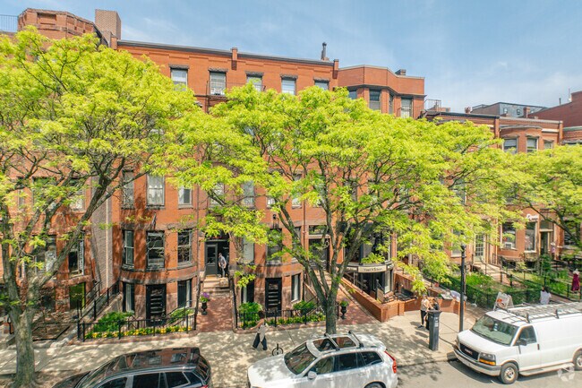 Building Photo - 299 Newbury St