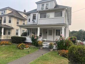 Building Photo - 52 Taylor Ave