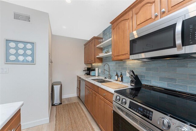 Foto del edificio - 1500 Park Beach Cir