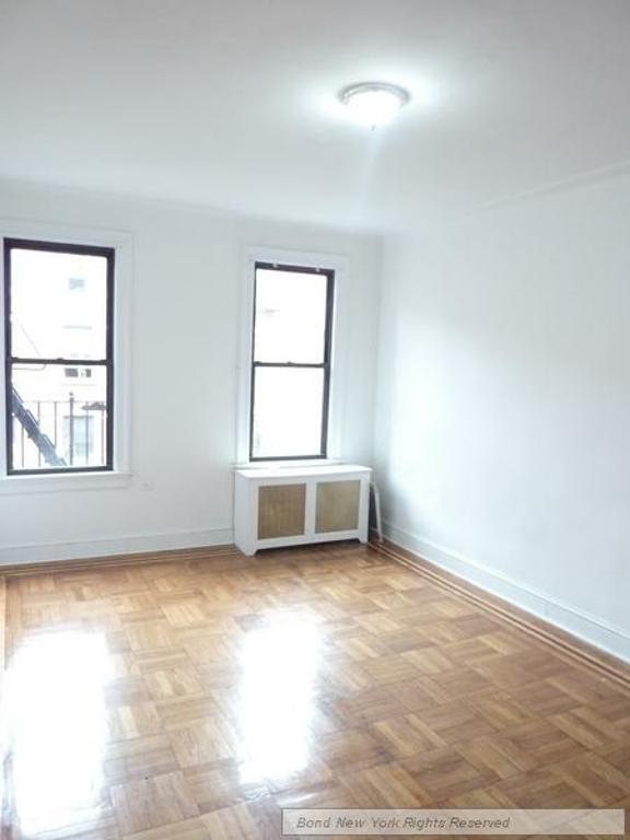 Foto del edificio - 206 W 104th St