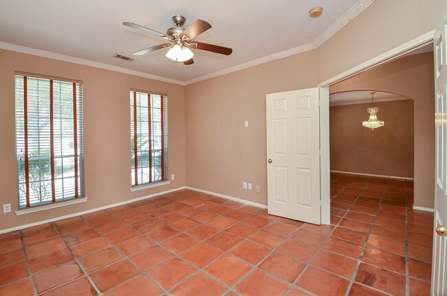 Building Photo - 17315 Kenton Crossing Ln