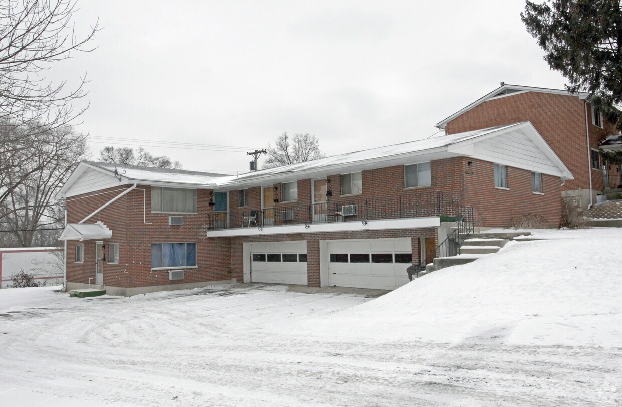 Primary Photo - 4312 Fair Oaks Rd