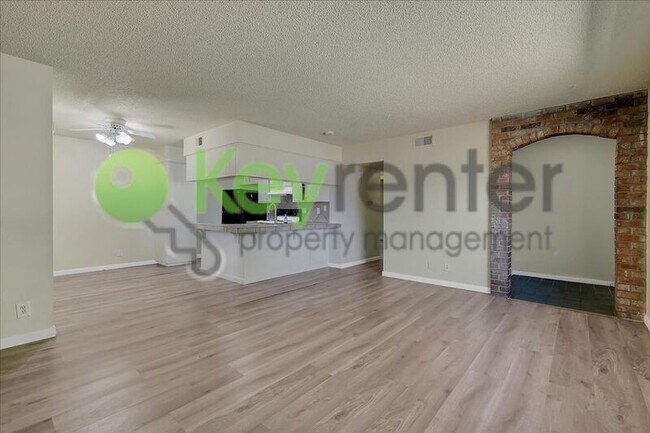 Foto del edificio - 2941 Norcade Cir