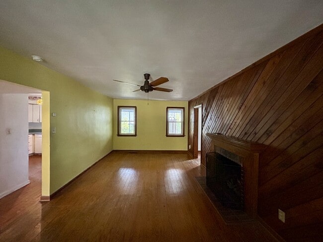 Foto del edificio - 6508 Atlantic Ave