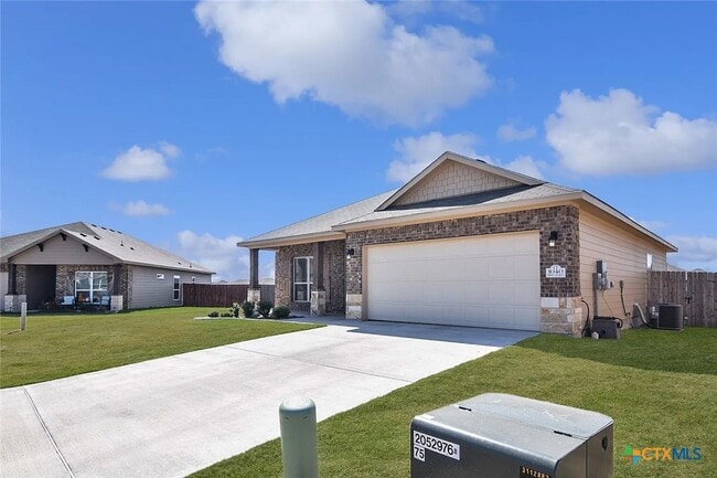 Building Photo - 1040 Lakeway Crossing Dr