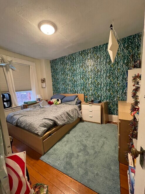 Foto del edificio - 203 Winthrop Rd