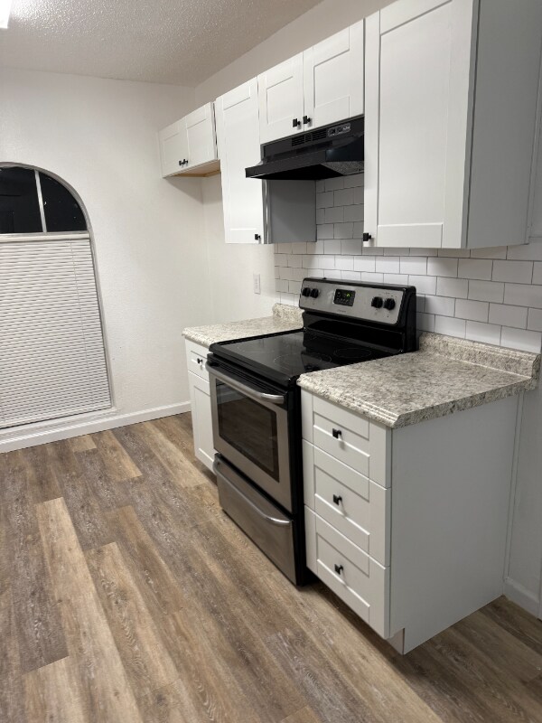 Foto del edificio - 652 Sue Ann Ln