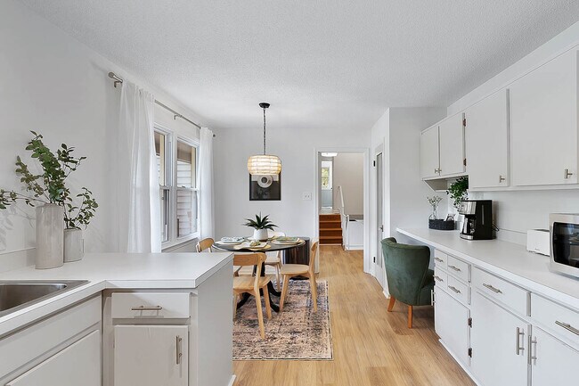 Foto del edificio - 4005 Lehigh Ct