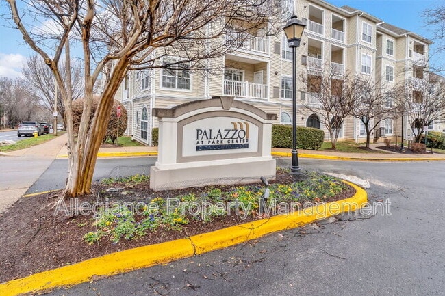 Photo - 4560 Strutfield Ln House