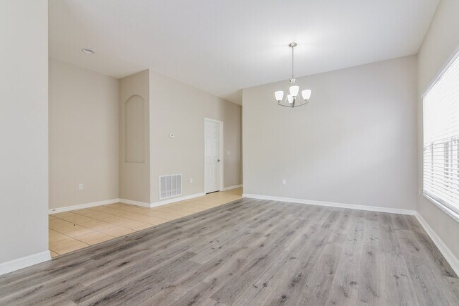 Foto del edificio - 7637 Dragon Fly Loop