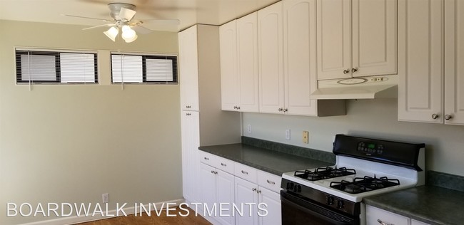 Building Photo - 3 br, 2 bath House - 398 EVERGREEN DR.