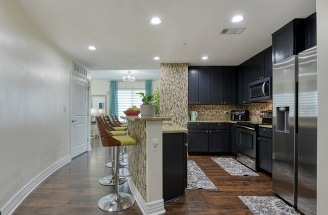 Foto del edificio - 215 Center St