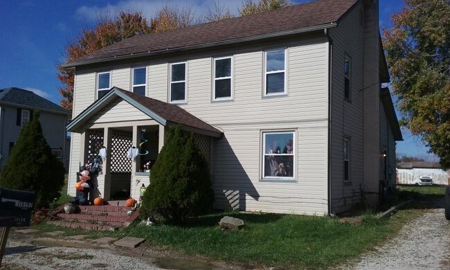 Building Photo - 10197 Tallmadge Rd