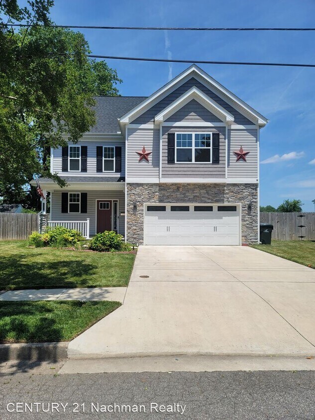 Primary Photo - 5 br, 3.5 bath House - 2552 Woolsey Street