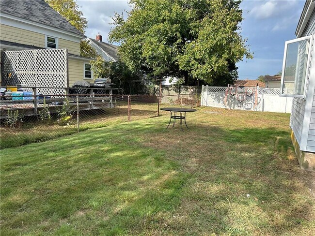 Foto del edificio - 83 W Pontiac St